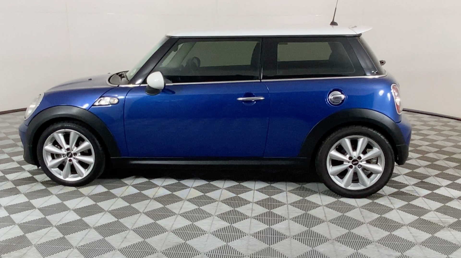 Used 2012 Mini Cooper S Auto for sale WeBuyCars