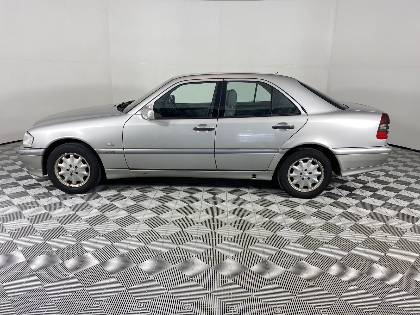 Used 2000 Mercedes-Benz C Class Sedan C 240 Elegance Auto for sale ...