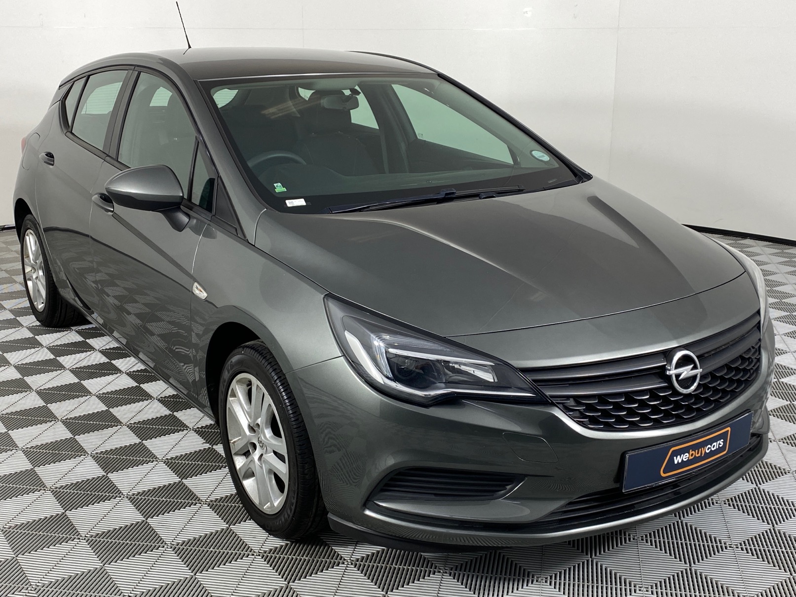 Essentia opel astra