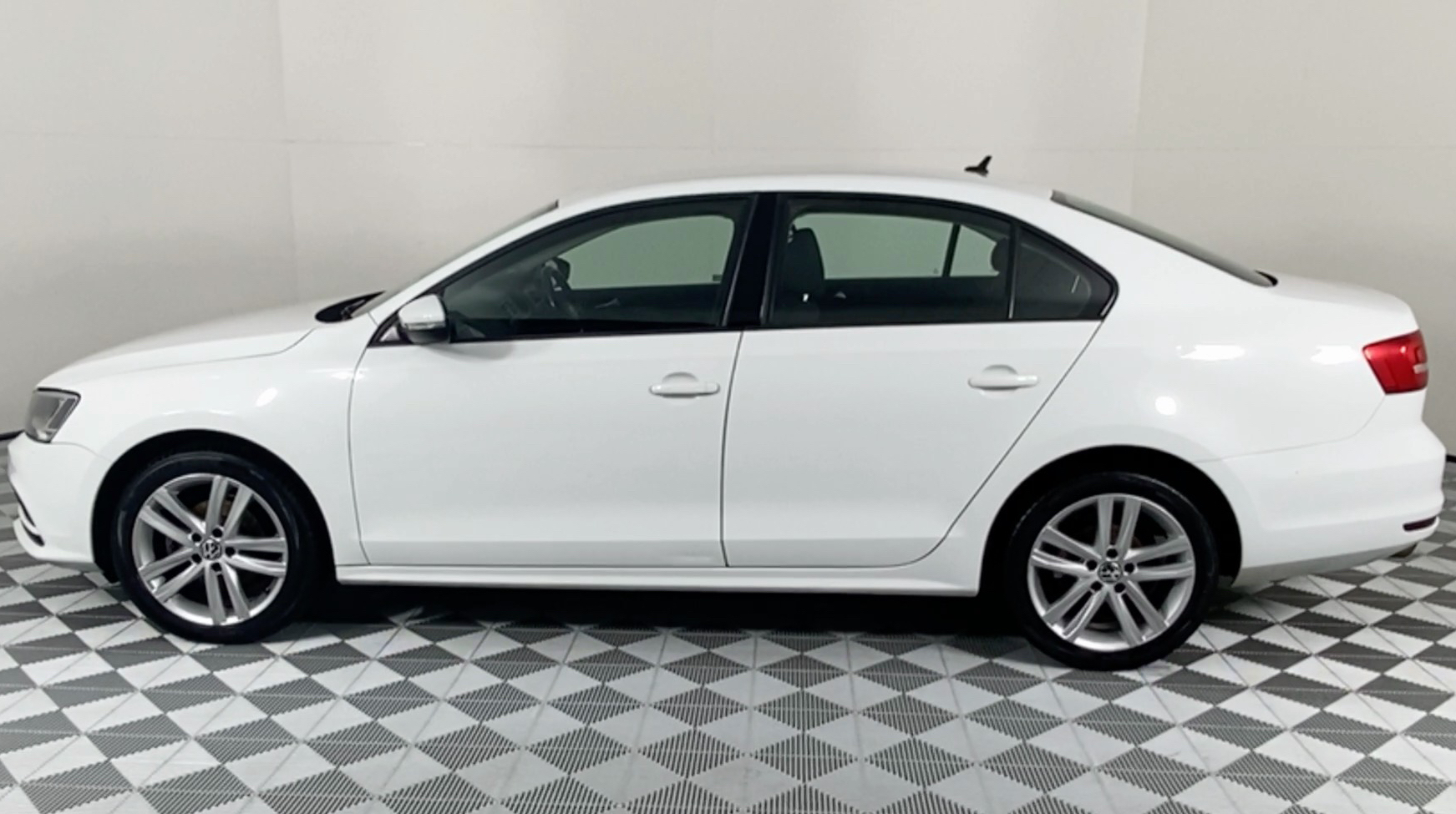 Used 2016 Volkswagen Jetta VI Jetta GP 1.6 TDI Comfortline For Sale ...